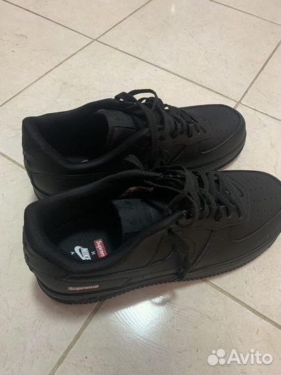 Кроссовки Nke Supreme