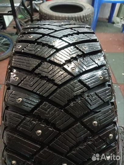 Goodyear Ultragrip Ice Arctic 195/60 R15 88T