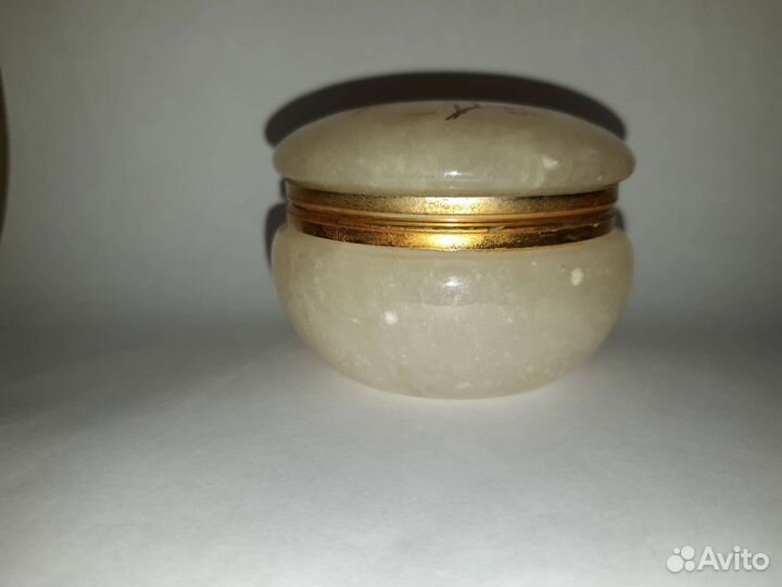 Винтажная шкатулка. Из камня. Европа