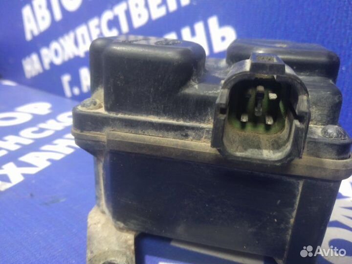 Моторчик заслонок отопителя Ford Focus 1 седан