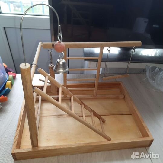 Игровая площадка для попугая