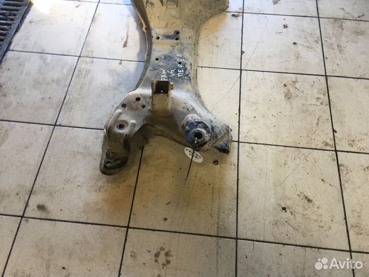 Подрамник передний Faw V5