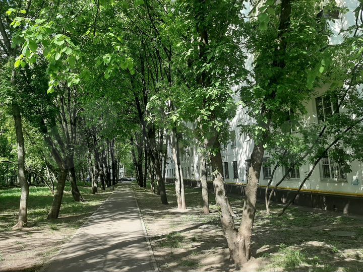 Комната 10,4 м² в 3-к., 1/9 эт.