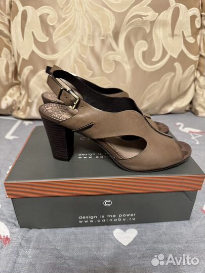 Босоножки женские 39 размер