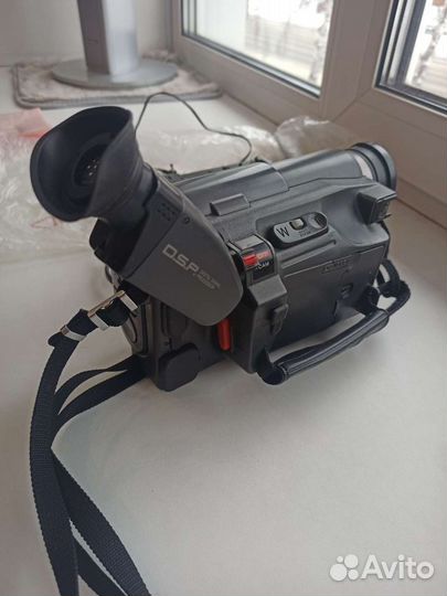 Видеокамера hitachi