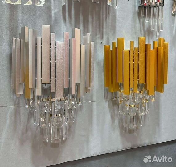 Бра и люстра большие маленькие