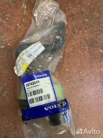 Бачок гур для Volvo S40/V50/C70 новый оригинал