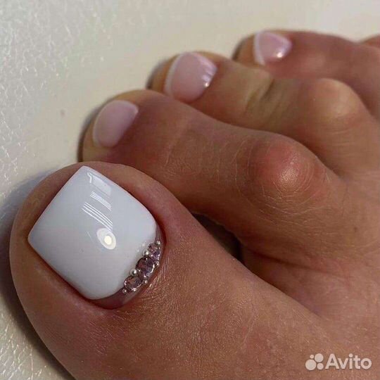 Маникюр, педикюр