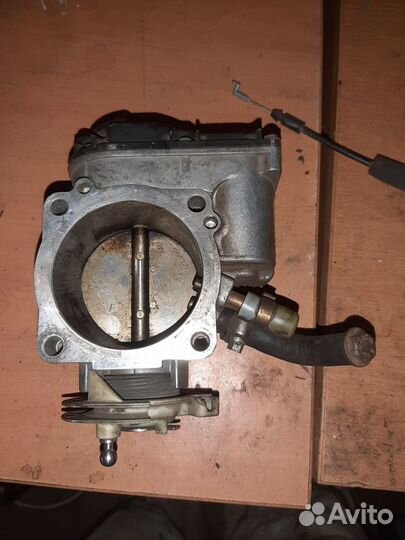 Дроссельная заслонка VW Passat Audi A4/ A6 2.4-2,8