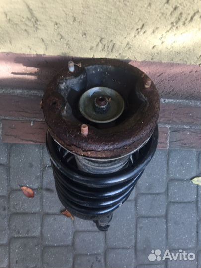 Стойка аммортизатора,Пружина бмв Х5 Е53