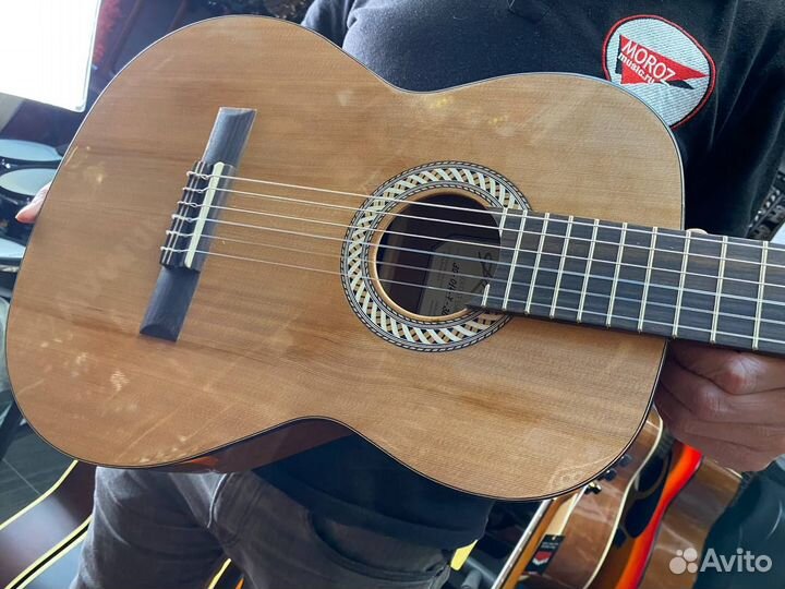 Классическая гитара 3\4 Kremona
