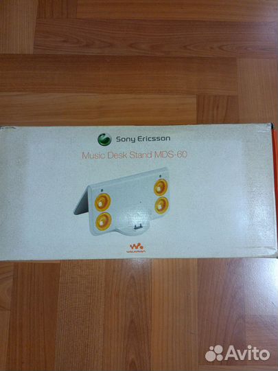 Док-станция для Sony Ericsson mds-60 винтаж новая