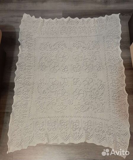 Оренбургский пуховый платок