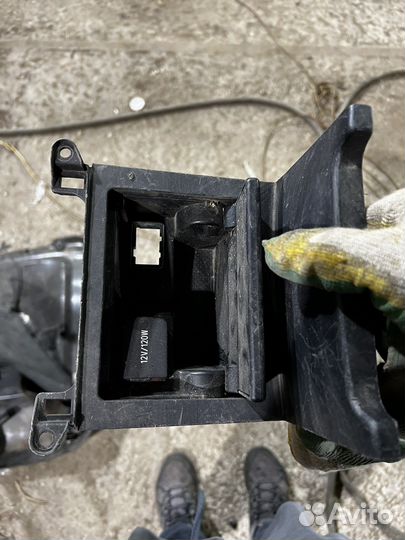 Ящик передней консоли Тойота Камри v50