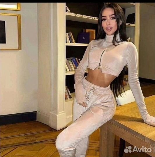 Спортивный костюм