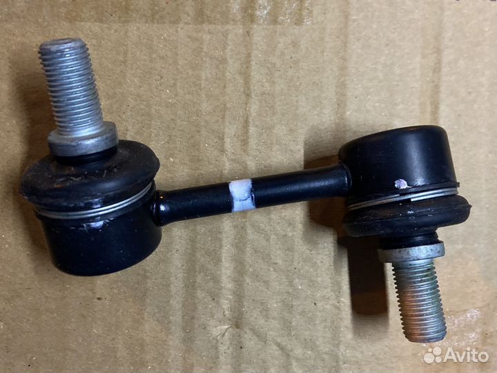 Стойка стабилизатора задняя