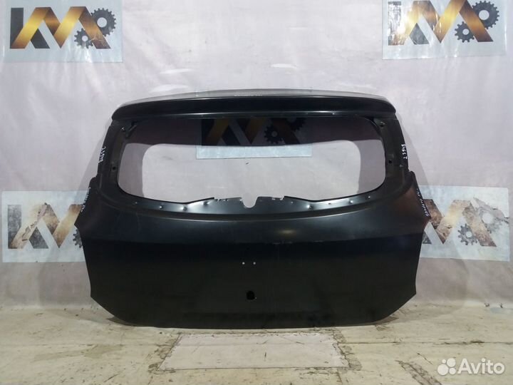 Крышка багажника Renault Sandero 2 14