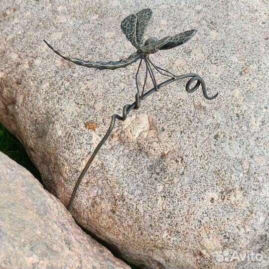 Садовая фигурка Кованая стрекоза