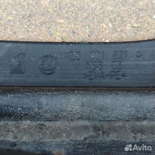 Брызговики задние Skoda Octavia (A5) 2003-13