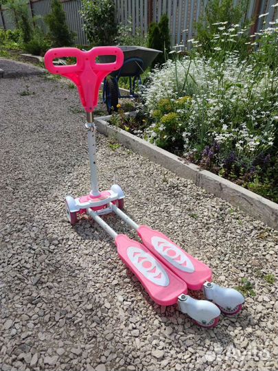 Самокат детский, лягушка б/у в отличном состоянии
