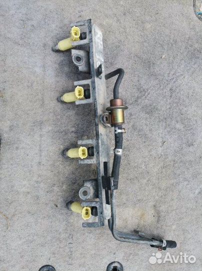 Топливная форсунка Suzuki Liana RB