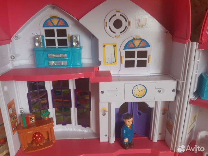 Домик кукольный