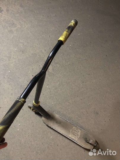 Трюковой самокат