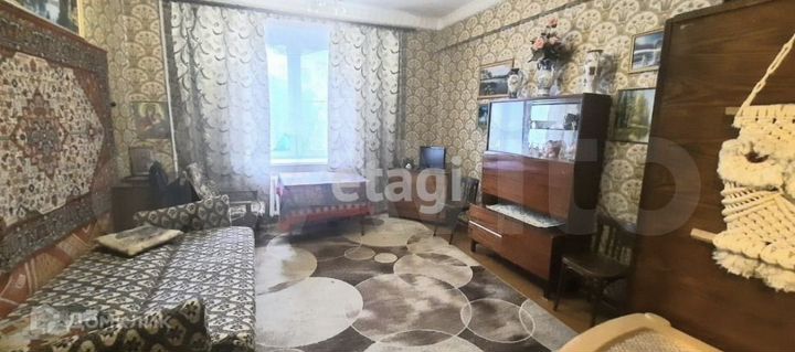 Комната 18,5 м² в 2-к., 2/4 эт.