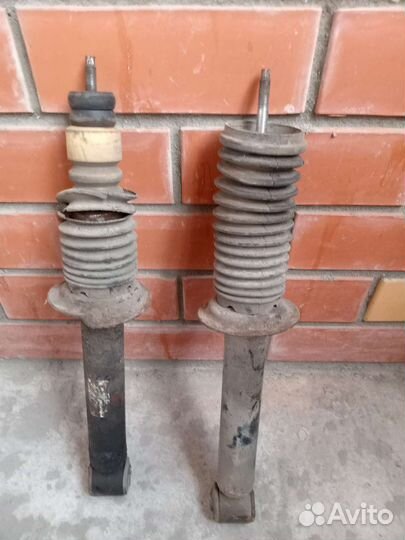 Задние стойки priora