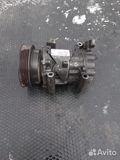 Компрессор кондиционера Renault Thalia