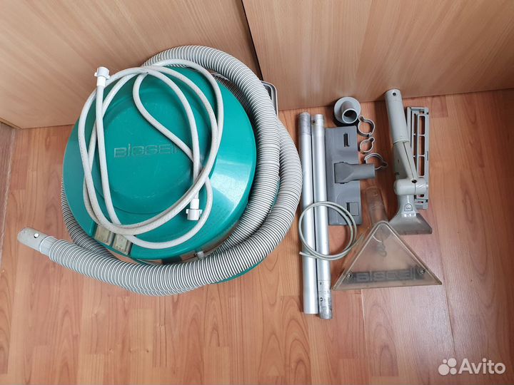 Моющий пылесос bissell