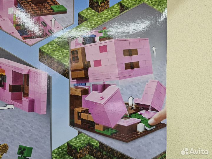 Конструктор Minecraft Дом Свинья