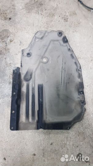 Защита днища правая BMW X6 F16 2018 7325392