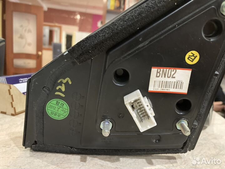 Зеркало правое Hyundai Santa Fe DM III