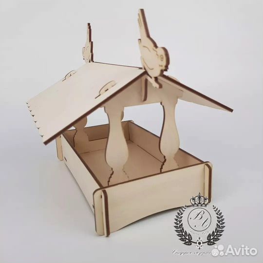 Кормушка для птиц