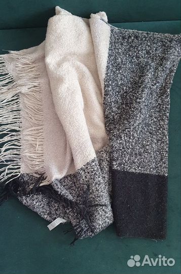 Пакет с шапками снуд и палантин шерстяной
