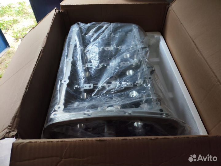 Головка блока цилиндров EBH0422 на двигатель 2.2л