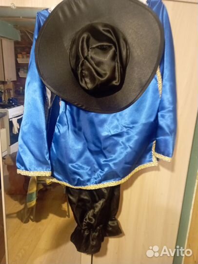 Карнавальный костюм мушкетера