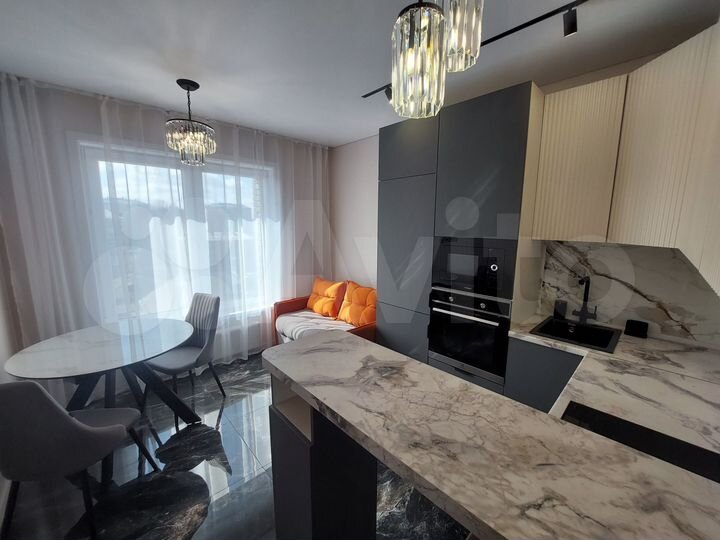 2-к. квартира, 52 м², 5/13 эт.