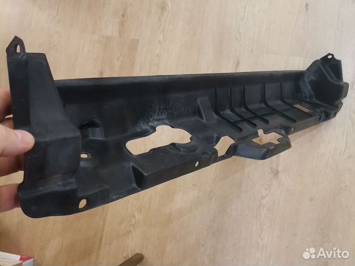 Накладка рамки радиатора