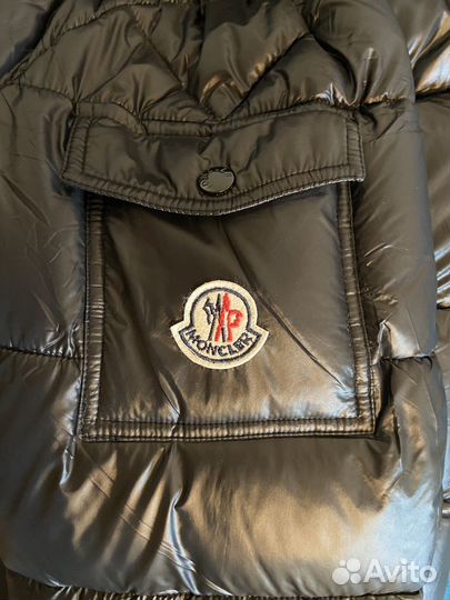 Осенняя куртка moncler