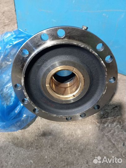 Цапфа поворотная урал 12 отв