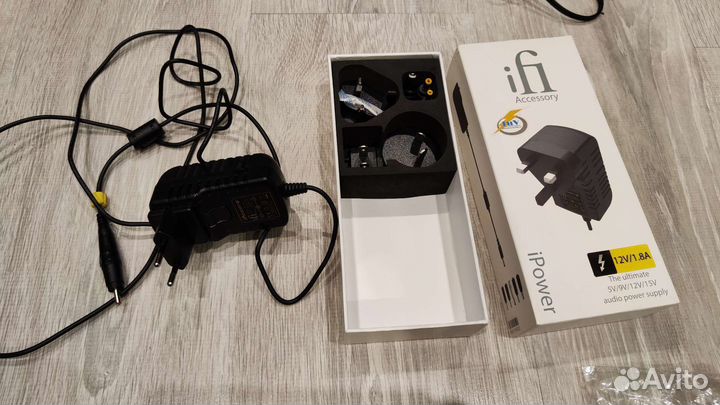 Блок питания iFi Audio ipower 12V/1.8A