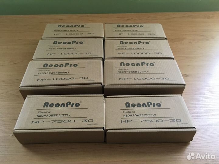 Трансформатор (эл. преобразователь) для неона