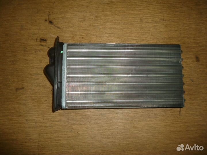 T390F664443Q радиатор отопителя Peugeot 1007