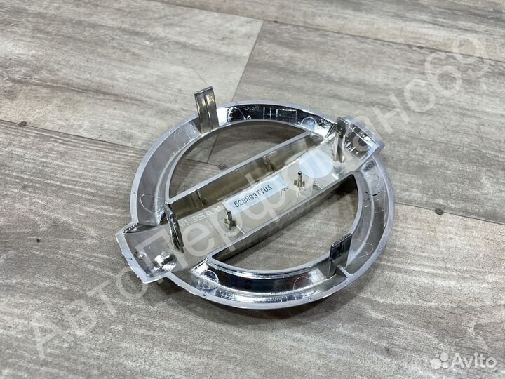 Эмблема передняя X-Trail T32 / Murano Z52 / Teana