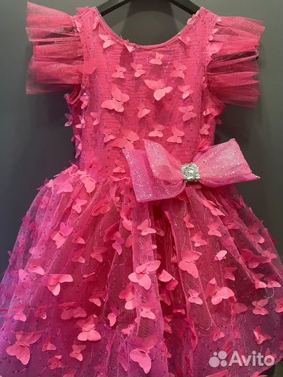 Новое нарядное красивое детское платье