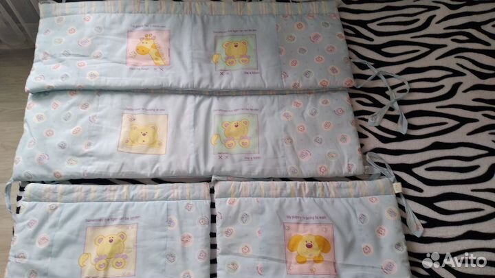 Бортики в кроватку