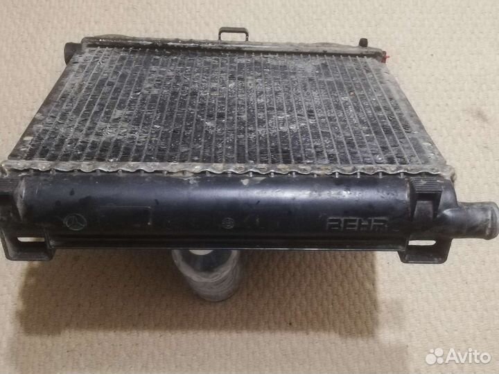 Радиатор Мерседес W210 C190 82-93г