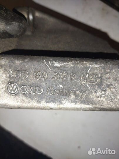 Кронштейн двигателя